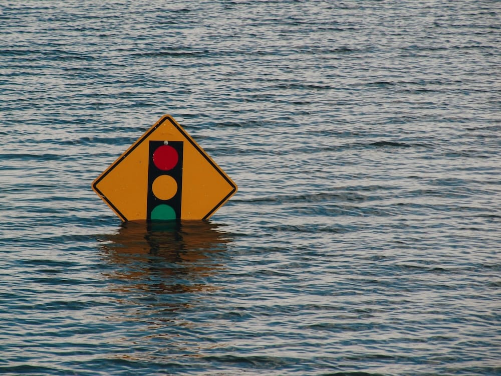 Diseño de aplicaciones auto-recuperables: Garantizando resiliencia ante fallos